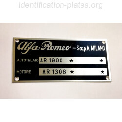 Alfa Romeo vin plate